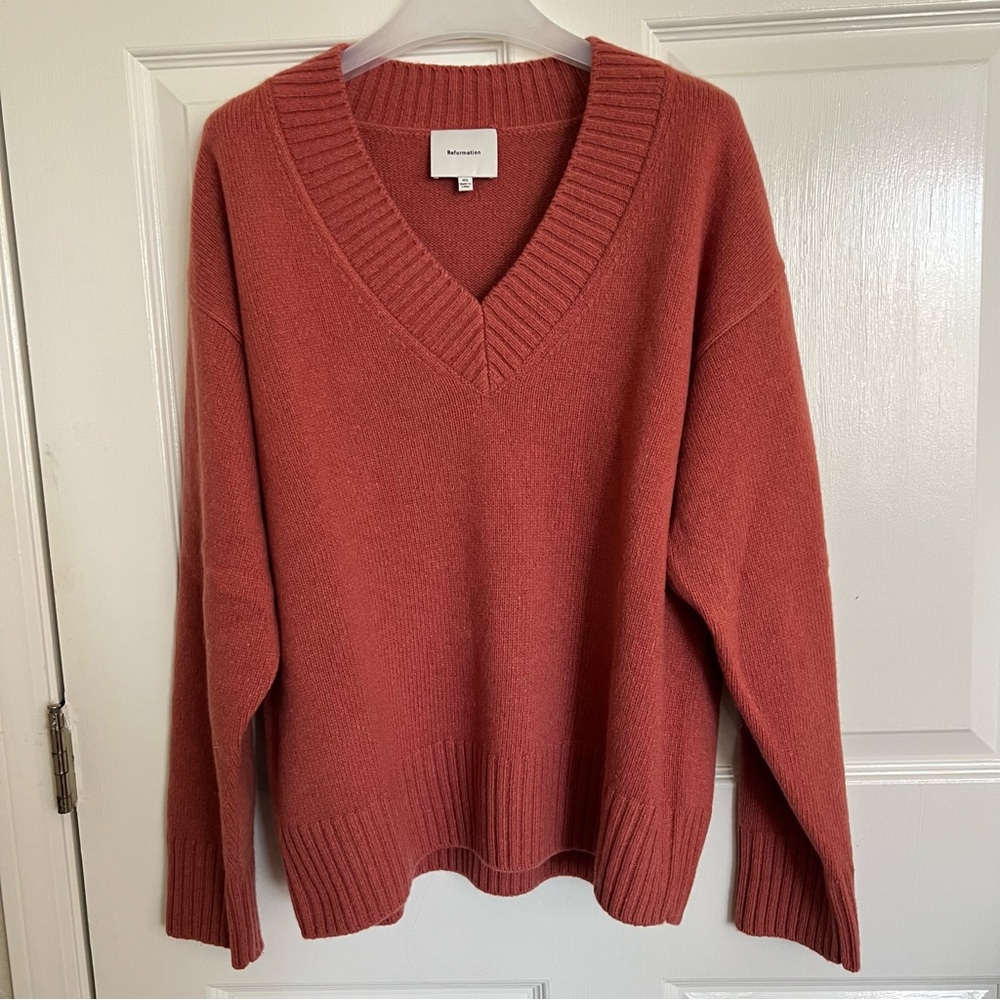 Reformation Cashmere V Neck Sweater